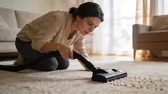 Cosa non dovresti mai aspirare: potresti danneggiare l'aspirapolvere