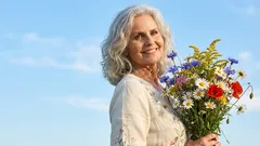 5 consigli per le donne over 60: queste abitudini vi daranno più energia